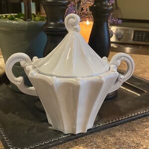 VIETRI INCANTO STONE WHITE SUGAR Bowl with Lid